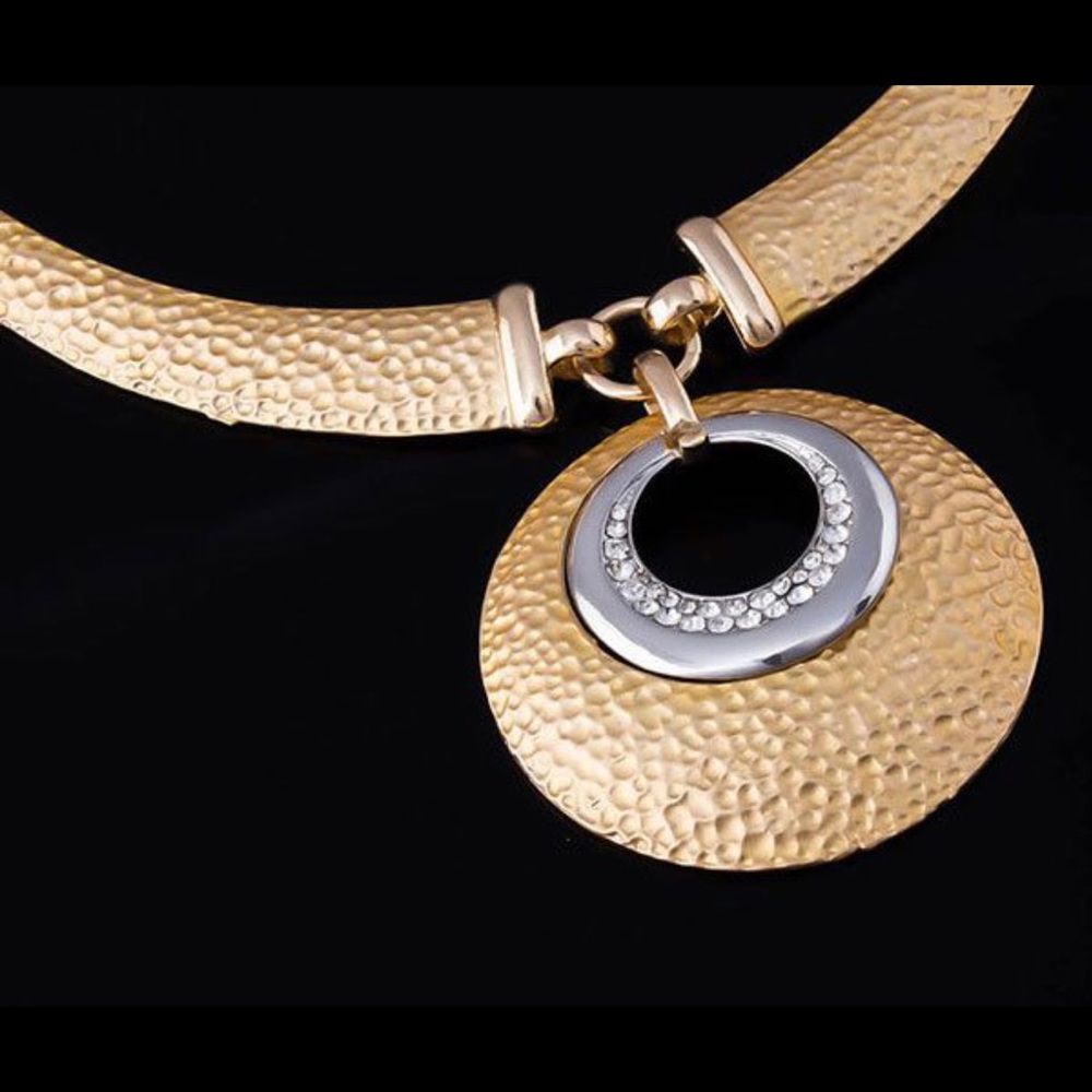 Necklace Set - Picture 2 of 6